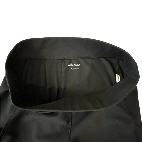 BCG BLACK CAPRI YOGA PANTS SIZE M - Picture 5 of 6